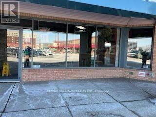 4 - 395 Wellington Rd, London South (South G), Ontario  N6C 5Z6 - Photo 2 - X12127422
