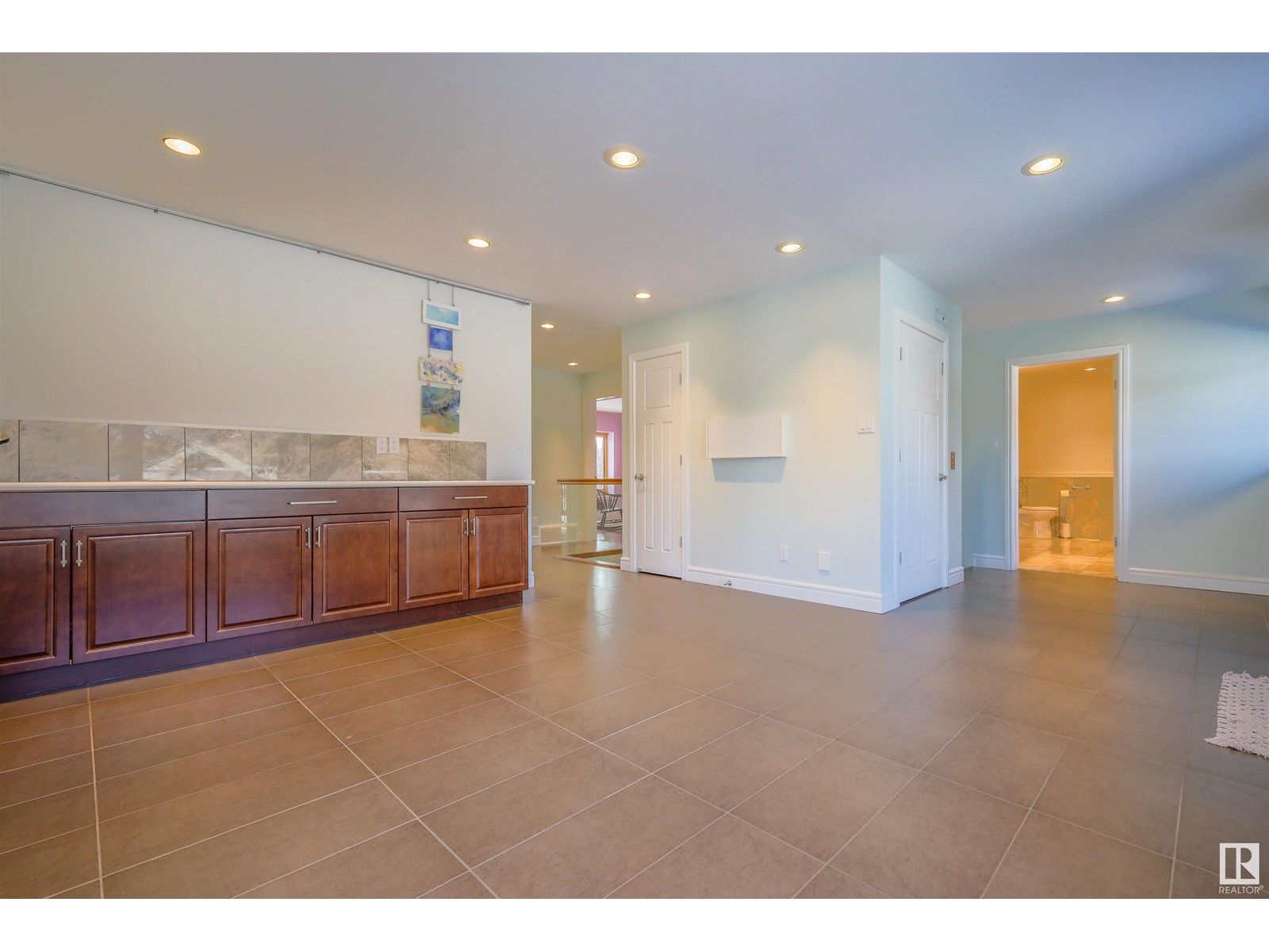 Property at 11528 72 AV NW image 4