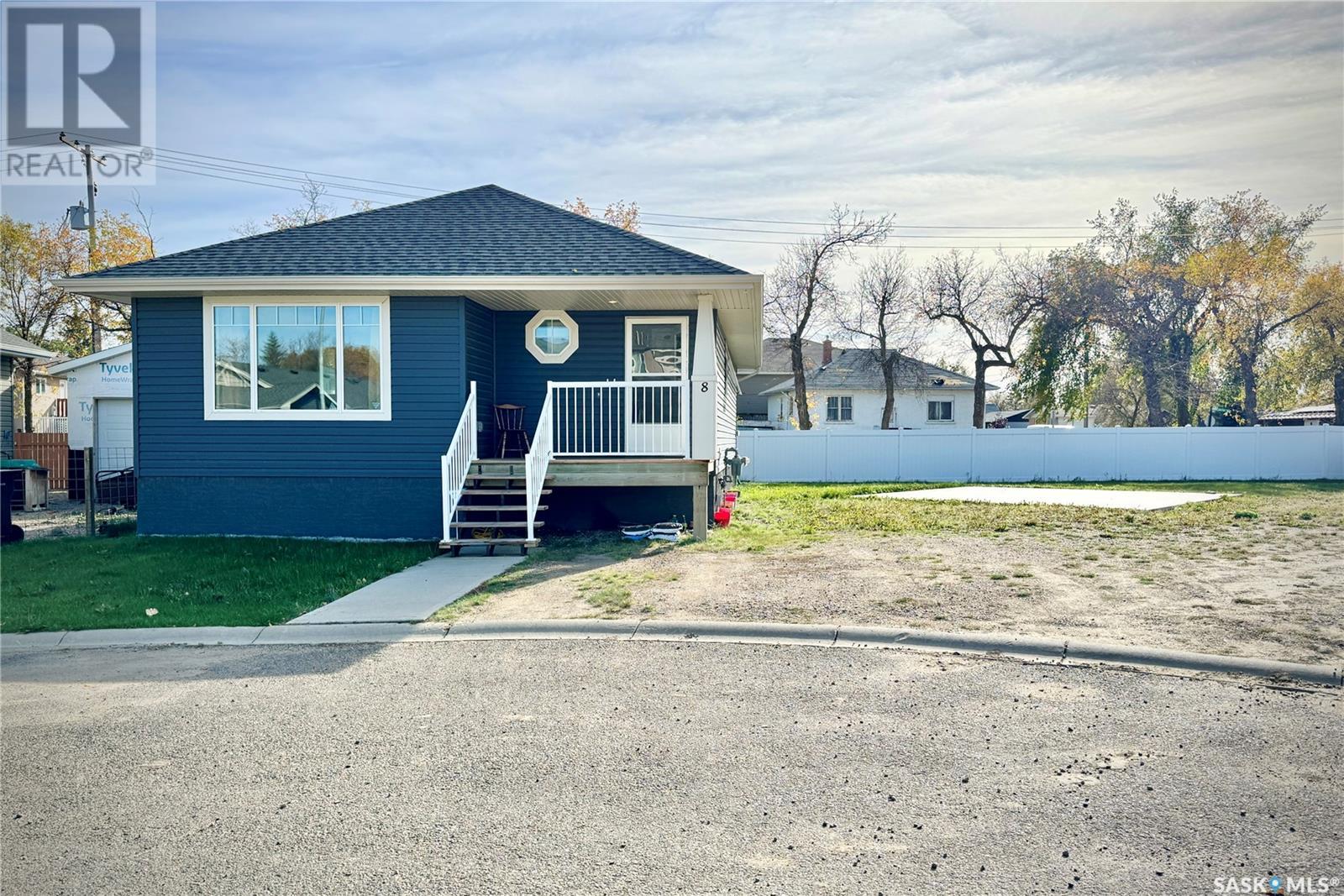 8 CJ Houston PLACE, yorkton, Saskatchewan