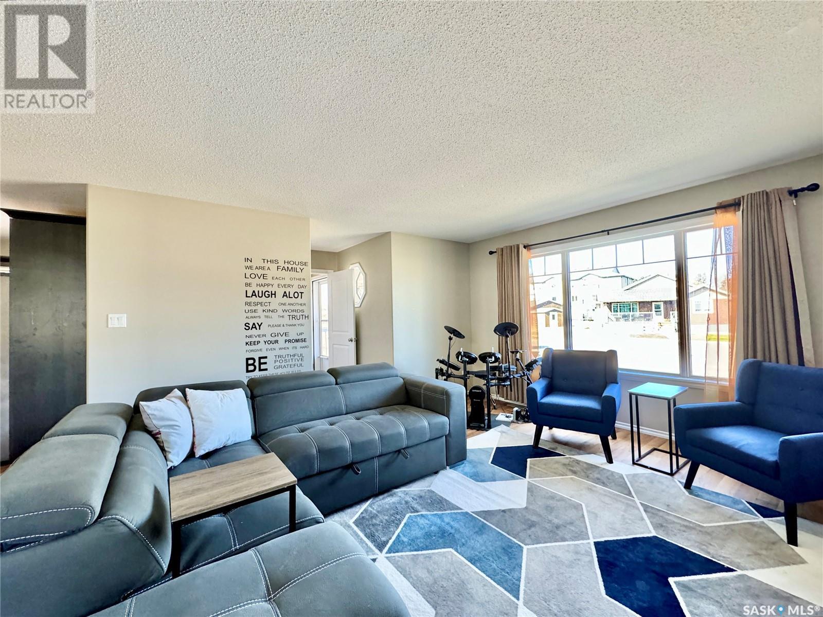 8 Cj Houston Place, Yorkton, Saskatchewan  S3N 4J3 - Photo 6 - SK004701