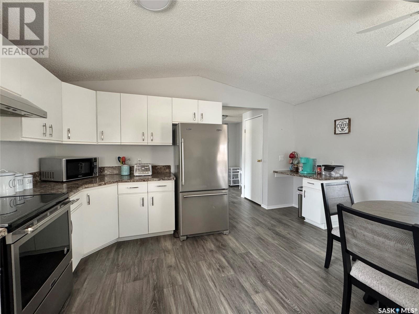 317 Riedel Avenue E, Langenburg, Saskatchewan  S0A 2A0 - Photo 14 - SK004650
