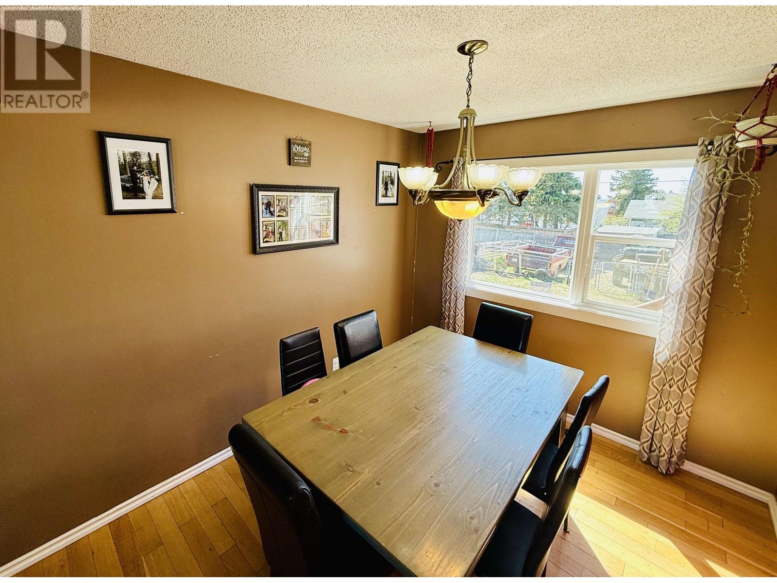 10615 105 Avenue, Fort St. John, British Columbia  V1J 2M9 - Photo 10 - R2998854