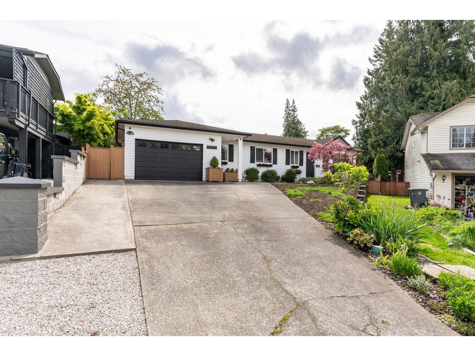 Property at 18096 61 AVENUE image 2
