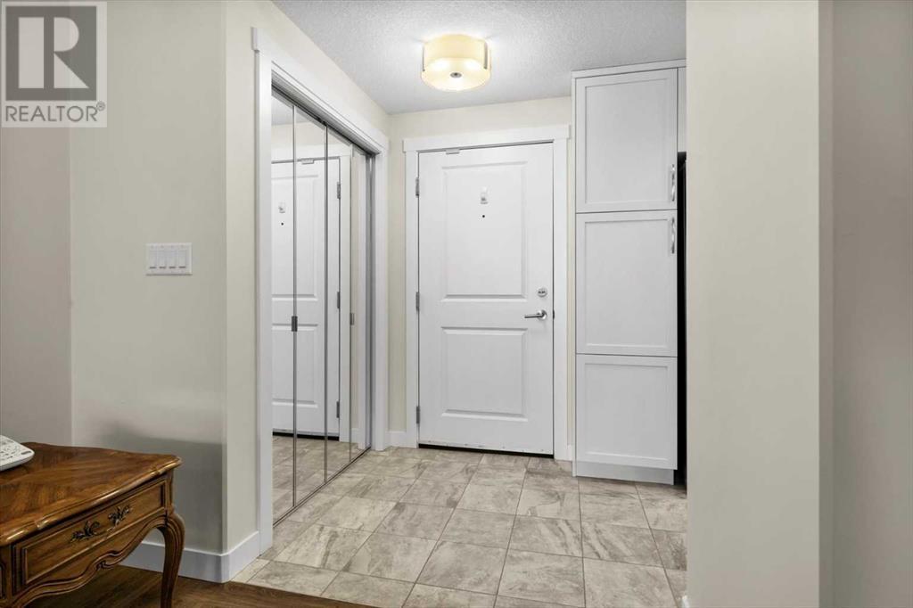 Property at 501, 32 Varsity Estates Circle NW image 5