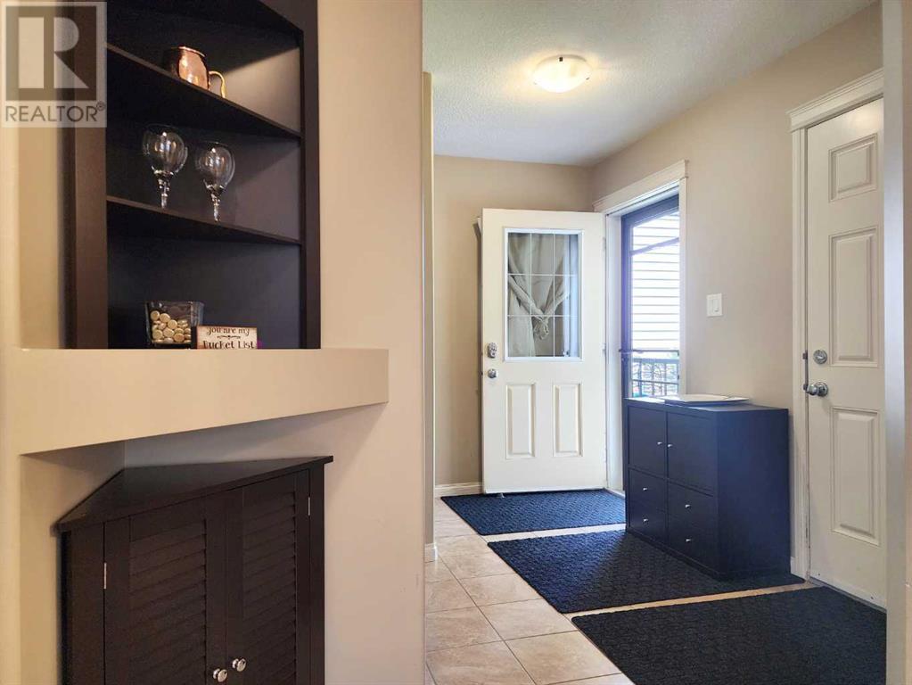 Property at 1592 Coalbanks Boulevard W image 4