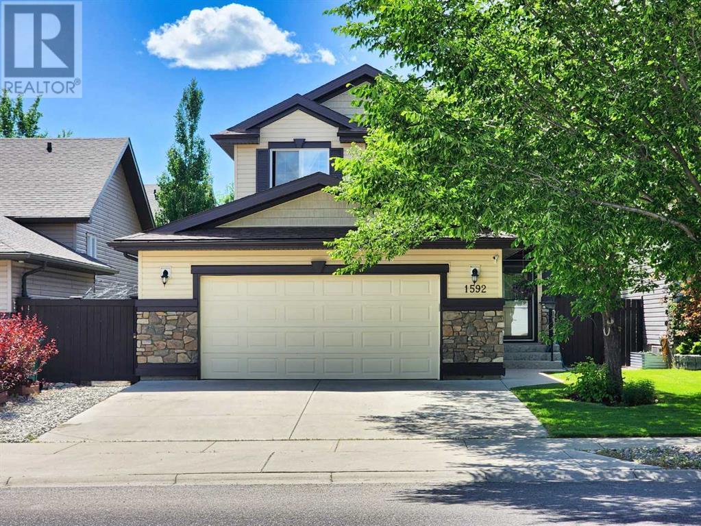1592 Coalbanks Boulevard W, Lethbridge, Alberta  T1J 5B6 - Photo 1 - A2208509