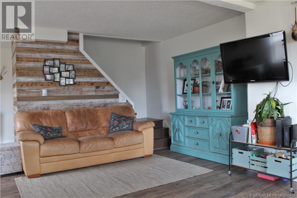 Property at 10132 106 Avenue image 3