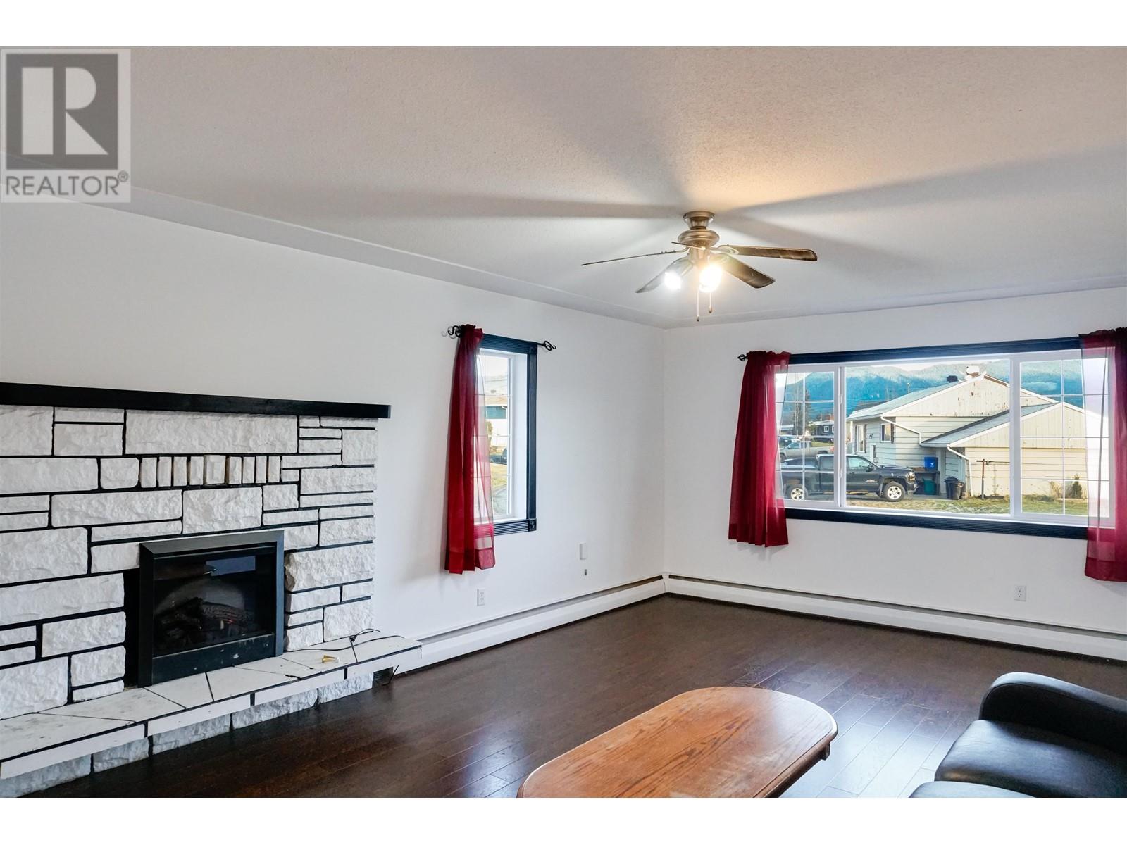 Property at 71 RALEY STREET image 3
