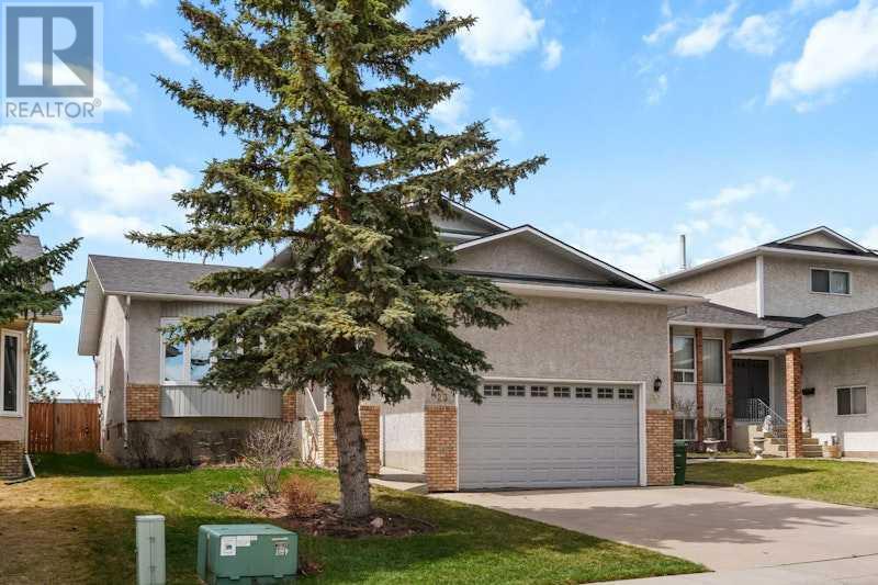 Property at 23 Edgepark Way NW image 2