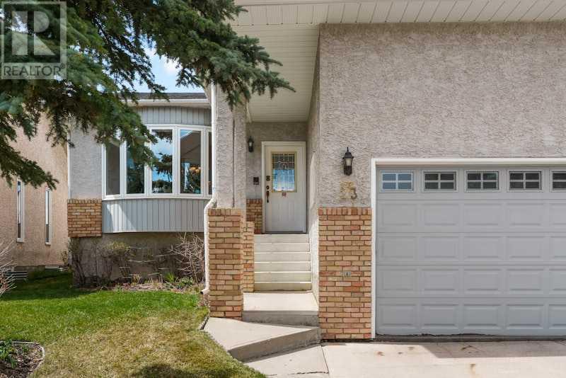 Property at 23 Edgepark Way NW image 4