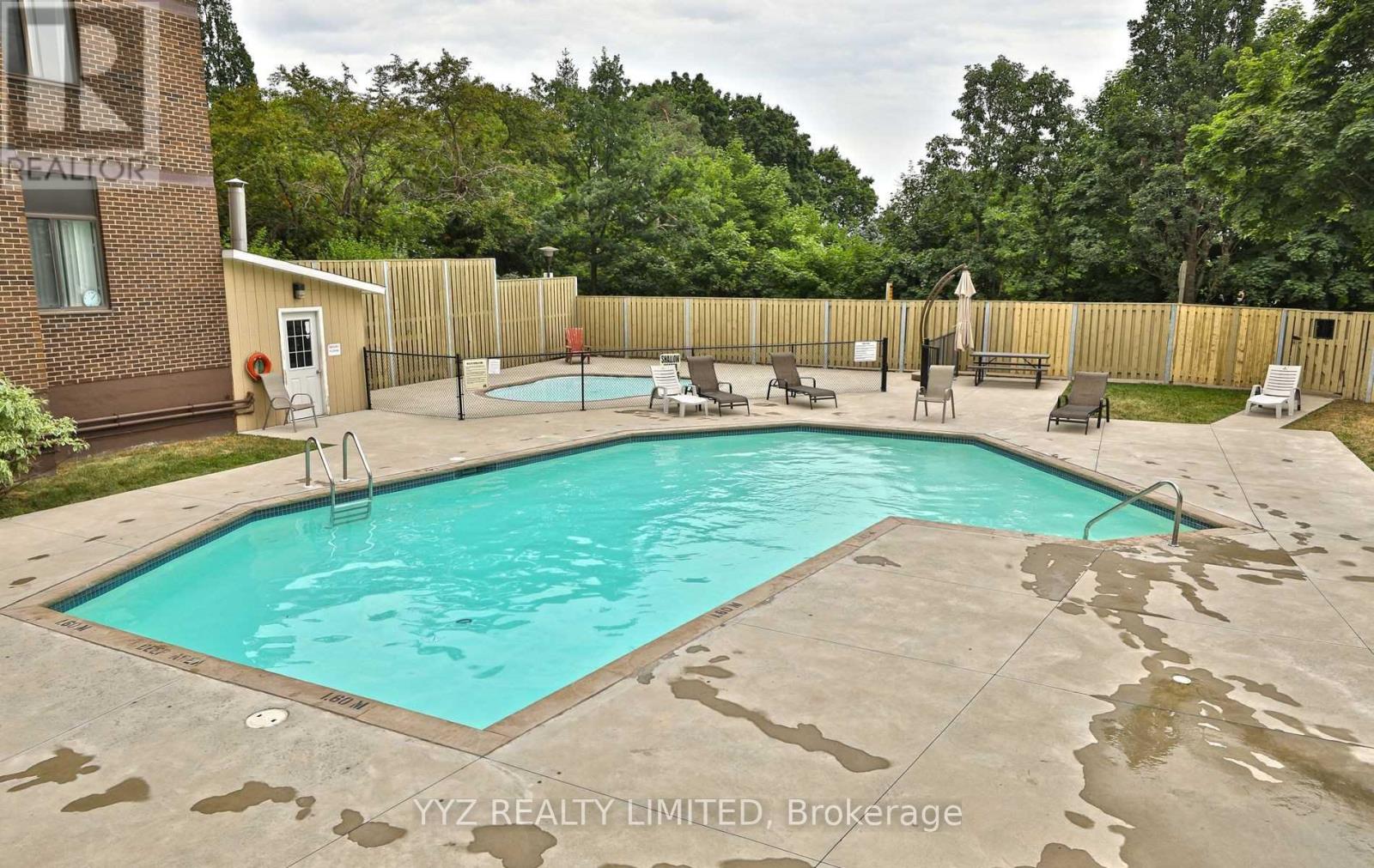 1105 - 2542 Argyle Road, Mississauga (Cooksville), Ontario  L5B 2H5 - Photo 14 - W12126588
