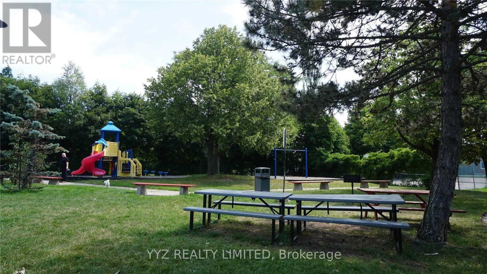 1105 - 2542 Argyle Road, Mississauga (Cooksville), Ontario  L5B 2H5 - Photo 16 - W12126588