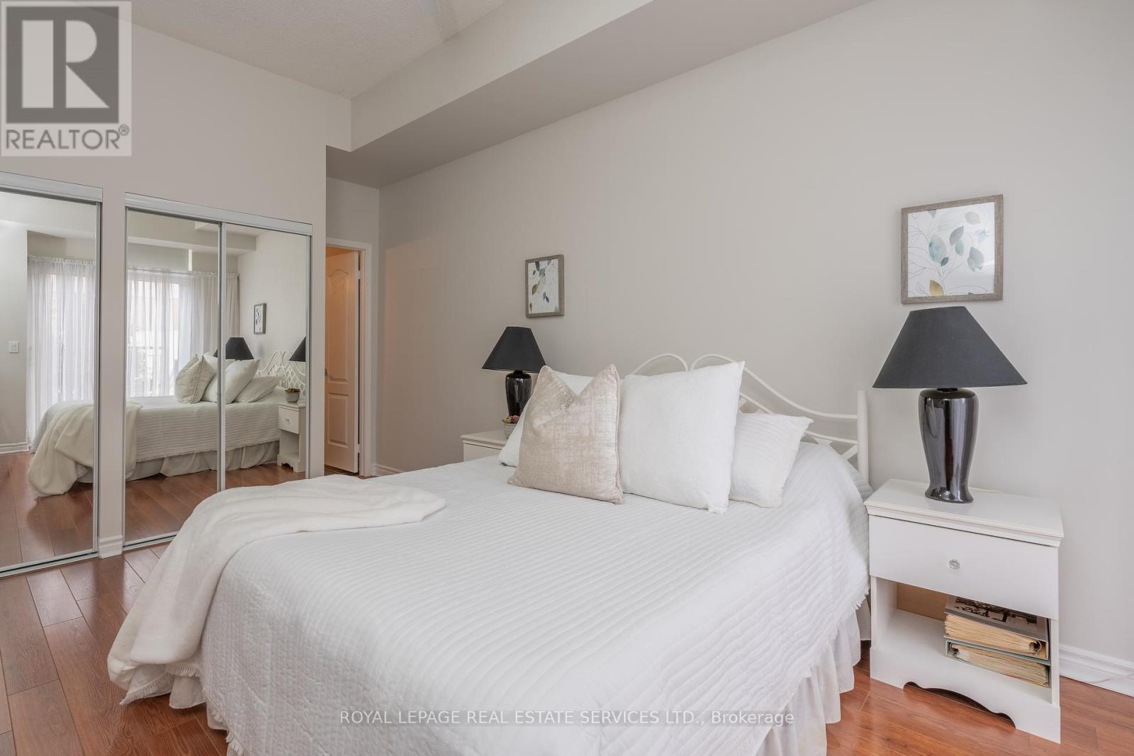 104 - 320 City Centre Drive, Mississauga (City Centre), Ontario  L5B 4P8 - Photo 20 - W12127097