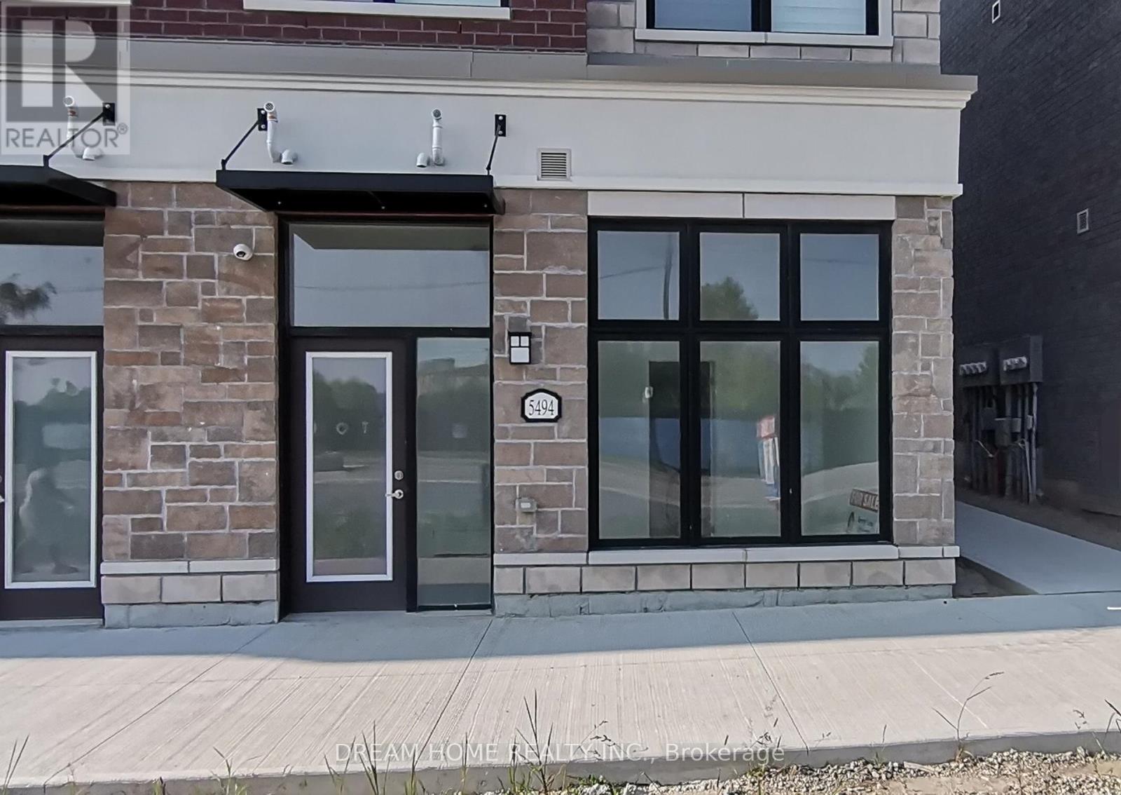 5494 Main Street, Whitchurch-Stouffville, Ontario  L4A 4W8 - Photo 2 - N12127583