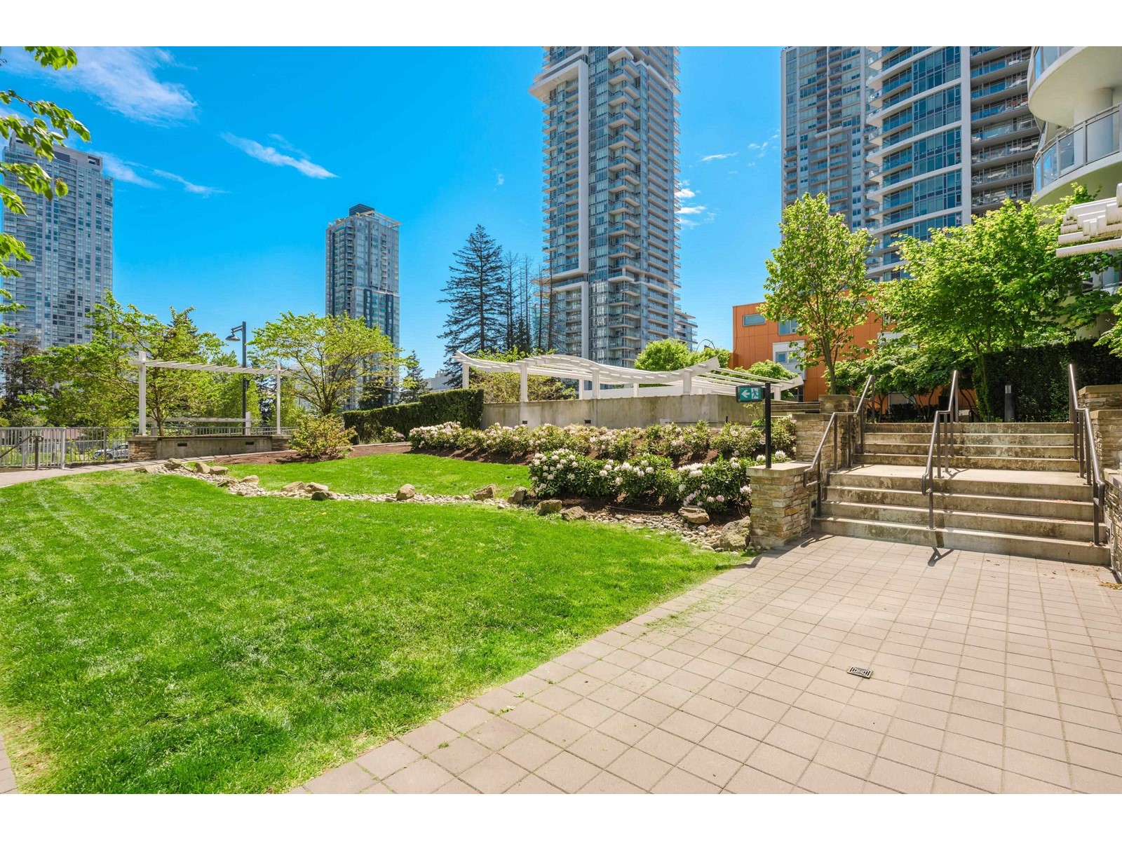 Th13 10388 133 Street, Surrey, British Columbia  V3T 0R2 - Photo 33 - R2998555