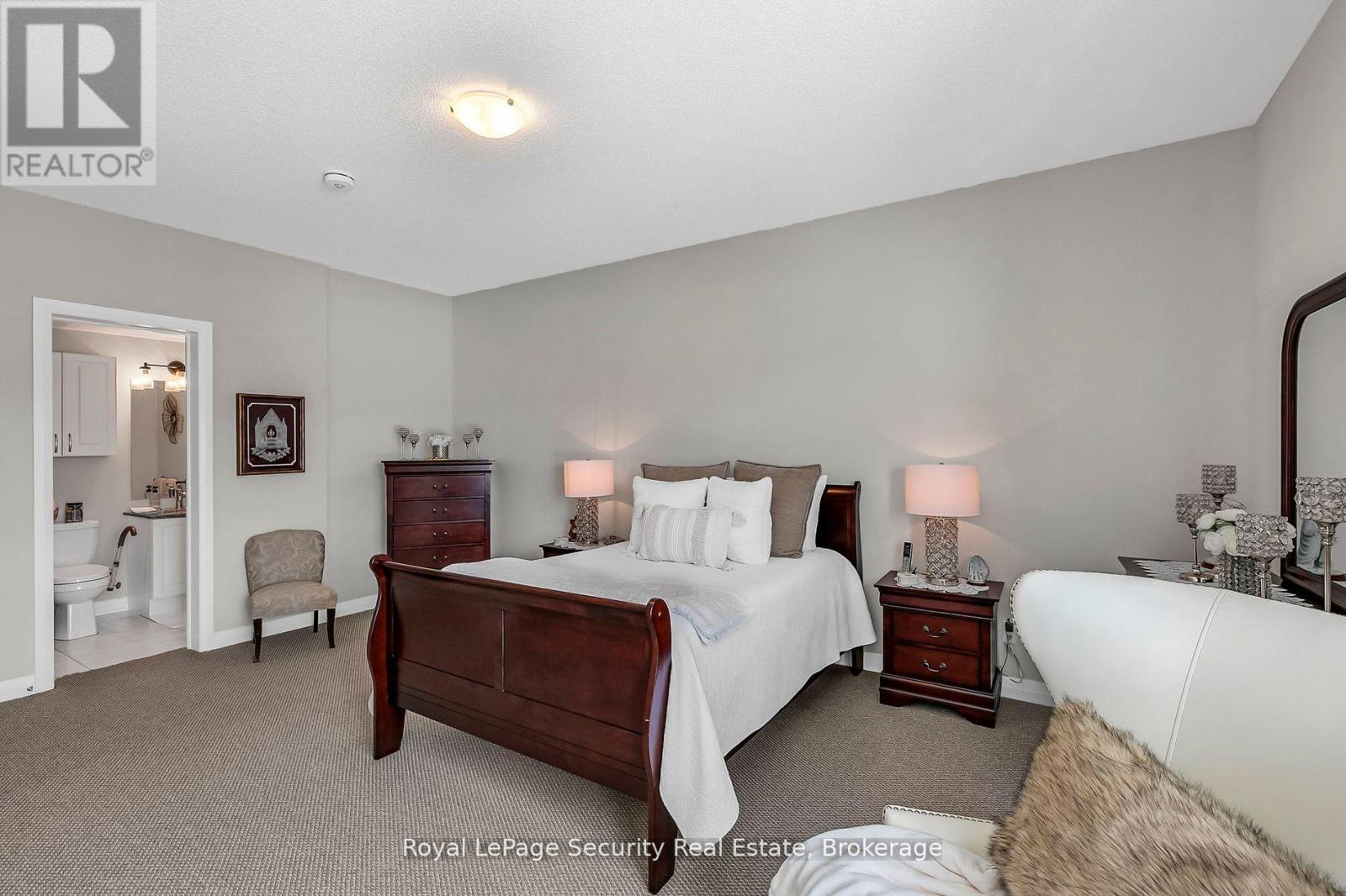 217 - 54 Koda Street, Barrie, Ontario  L9J 0J6 - Photo 18 - S12127558