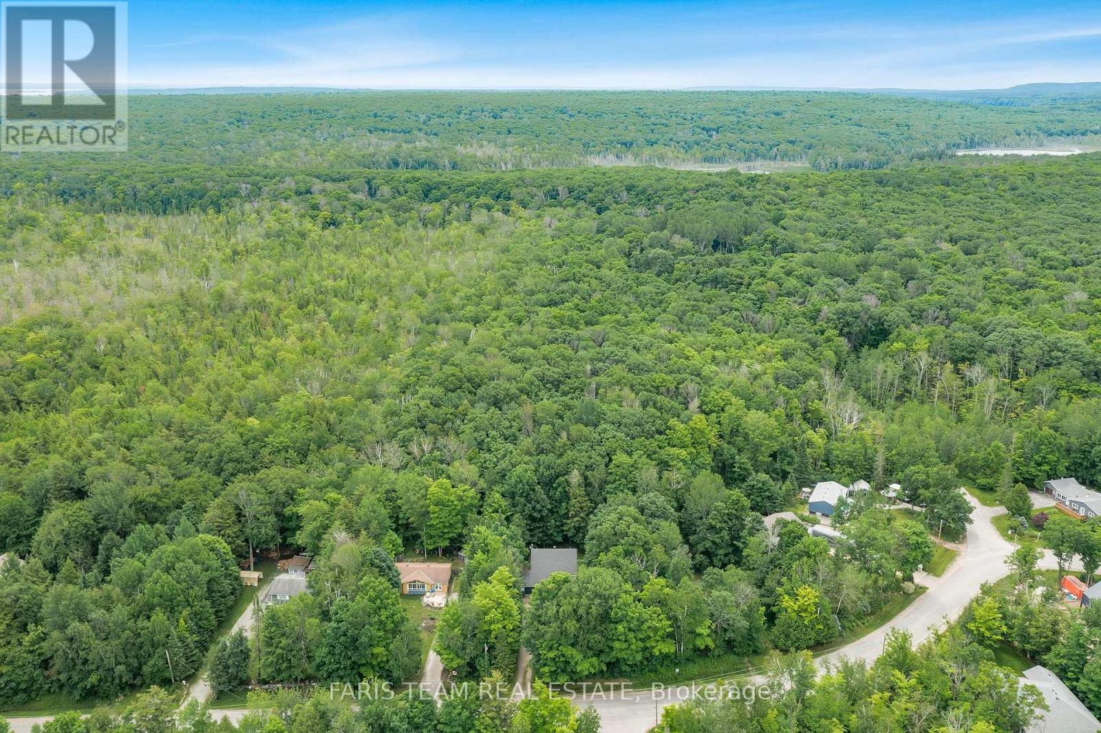 2420 Champlain Road, Tiny, Ontario  L9M 0C9 - Photo 21 - S12127569