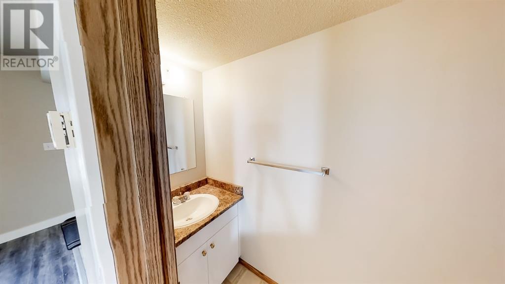 C, 10029 105 Avenue, Grande Prairie, Alberta  T8V 1H2 - Photo 13 - A2207702