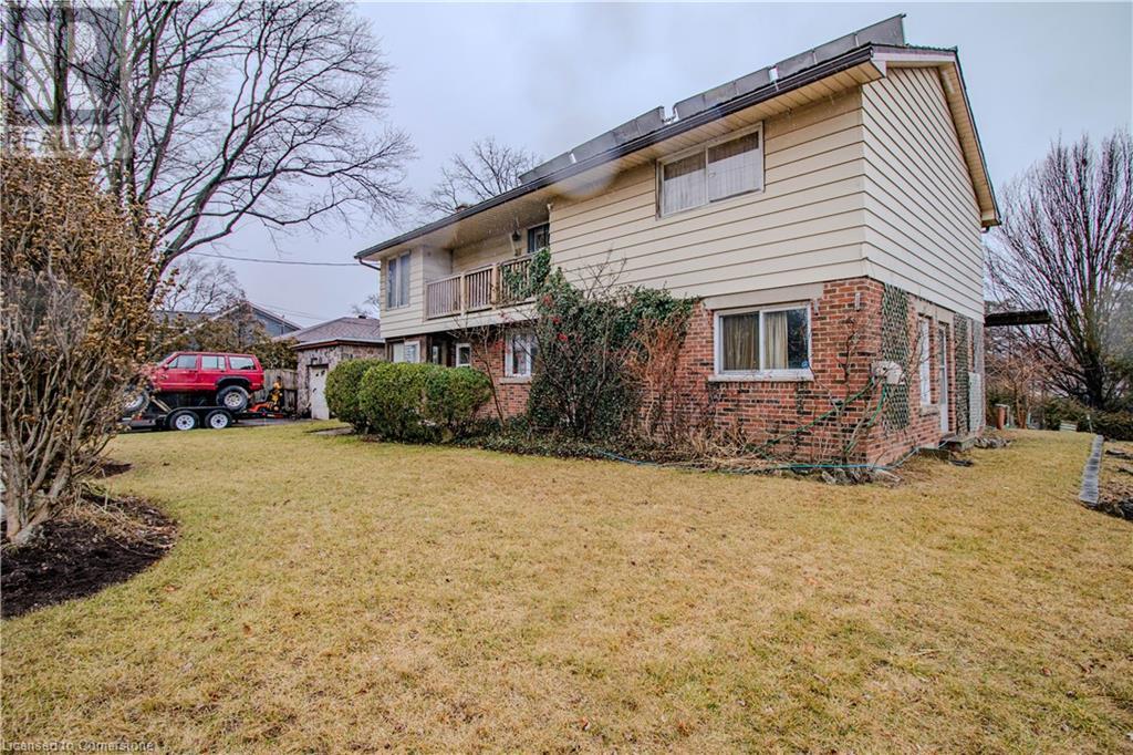100 Queen Mary Avenue, Burlington, Ontario  L7T 2G7 - Photo 3 - 40724893