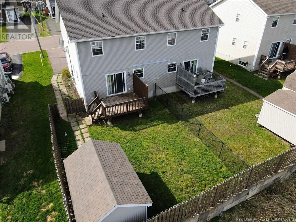Property at 916 Bernard Street image 3