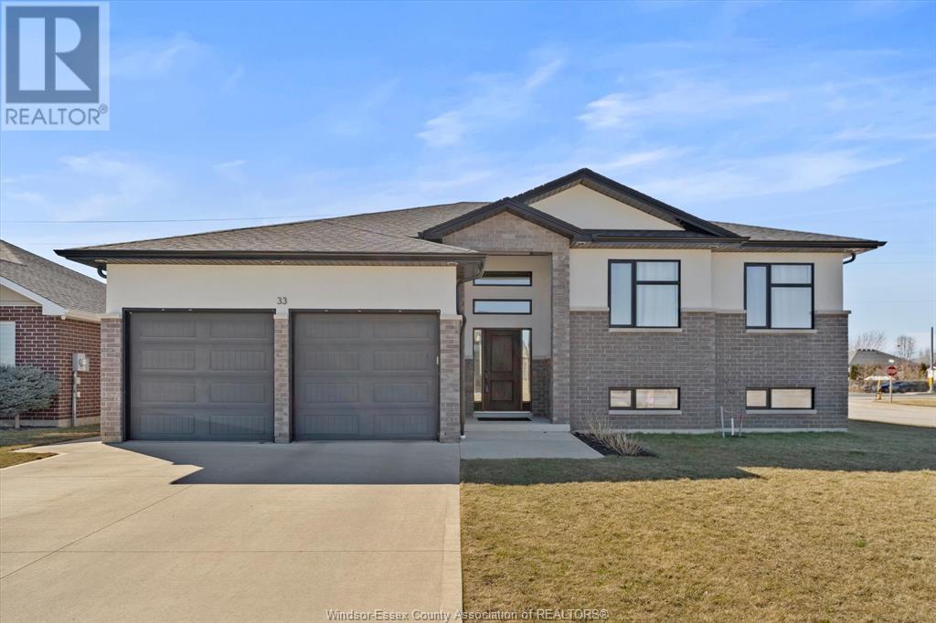 Property at 33 SUNNINGDALE DRIVE image 2