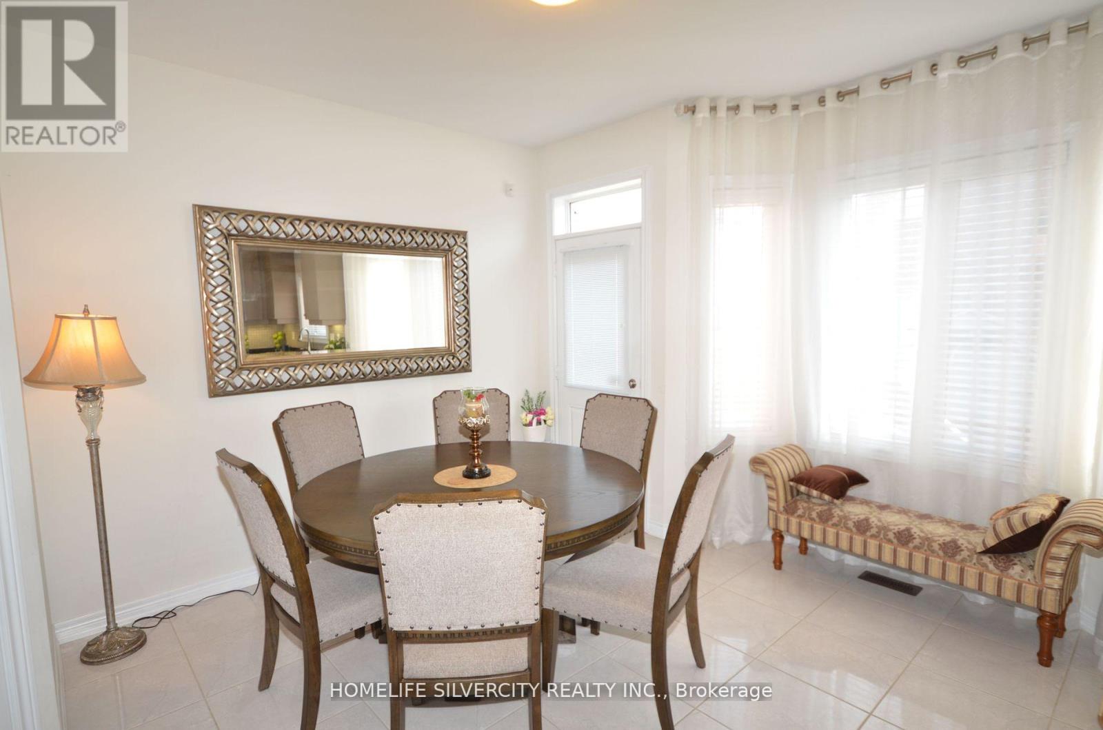 494 George Ryan Avenue, Oakville, Ontario  L6H 0S5 - Photo 11 - W12127533