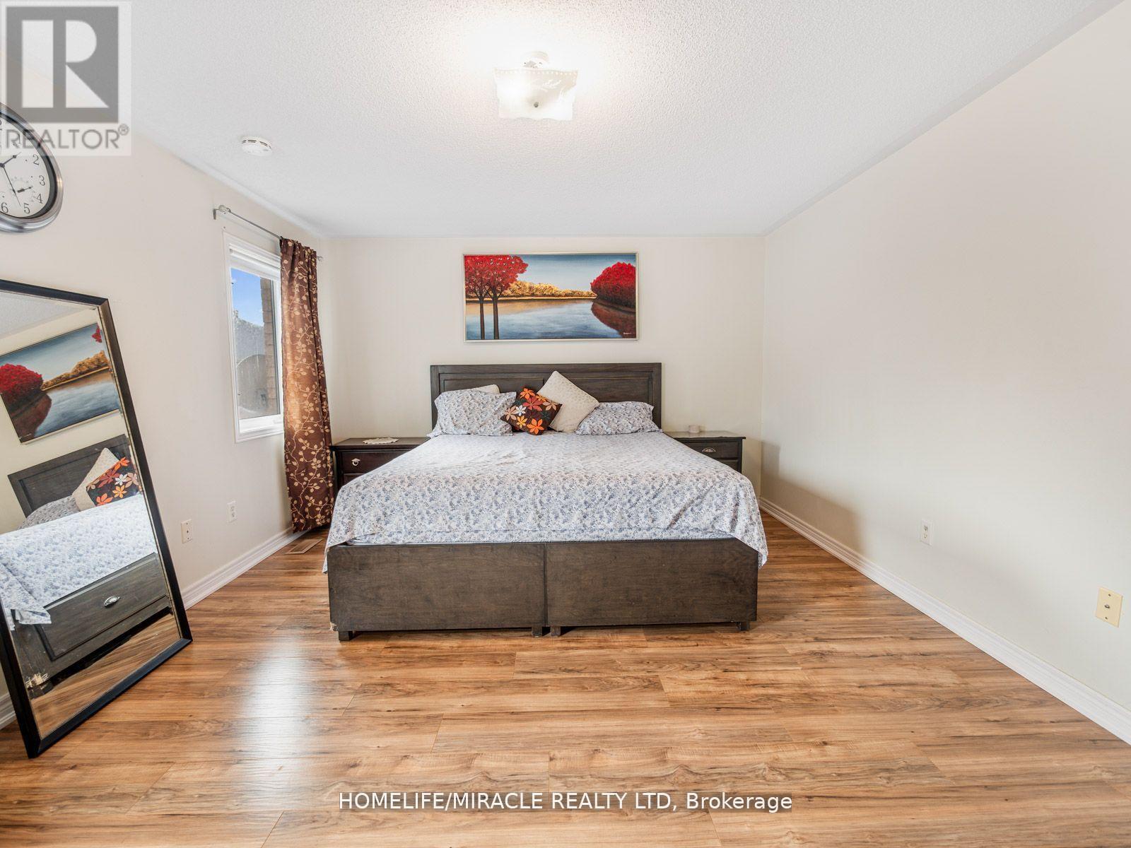 9 Hopecrest Place, Brampton (Sandringham-Wellington), Ontario  L6R 2V2 - Photo 17 - W12127557