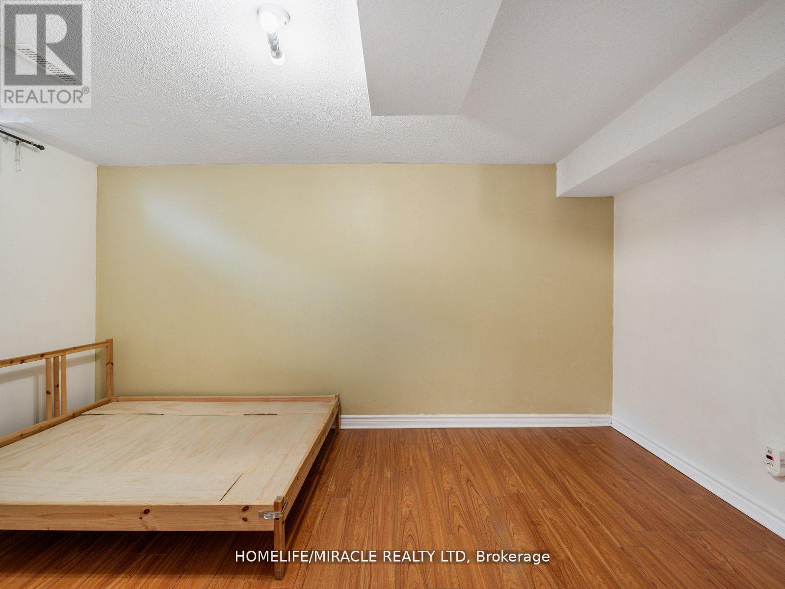 9 Hopecrest Place, Brampton (Sandringham-Wellington), Ontario  L6R 2V2 - Photo 29 - W12127557