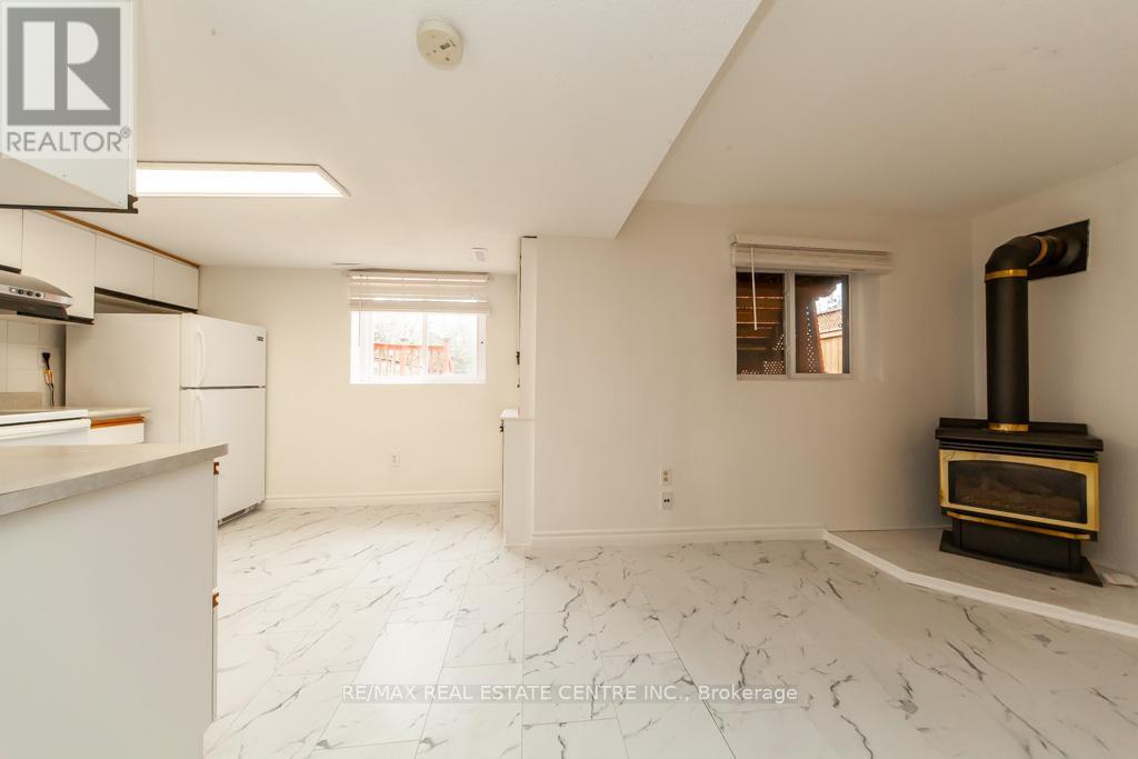 5507 Flatford Road, Mississauga, Ontario  L5V 1Y5 - Photo 37 - W12127585