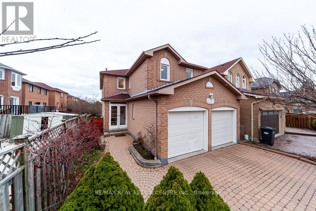 5507 Flatford Road, Mississauga, Ontario  L5V 1Y5 - Photo 4 - W12127585