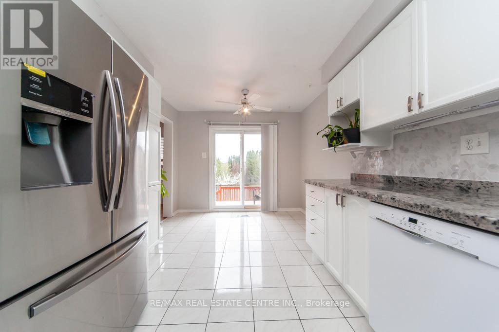 5507 Flatford Road, Mississauga, Ontario  L5V 1Y5 - Photo 14 - W12127620