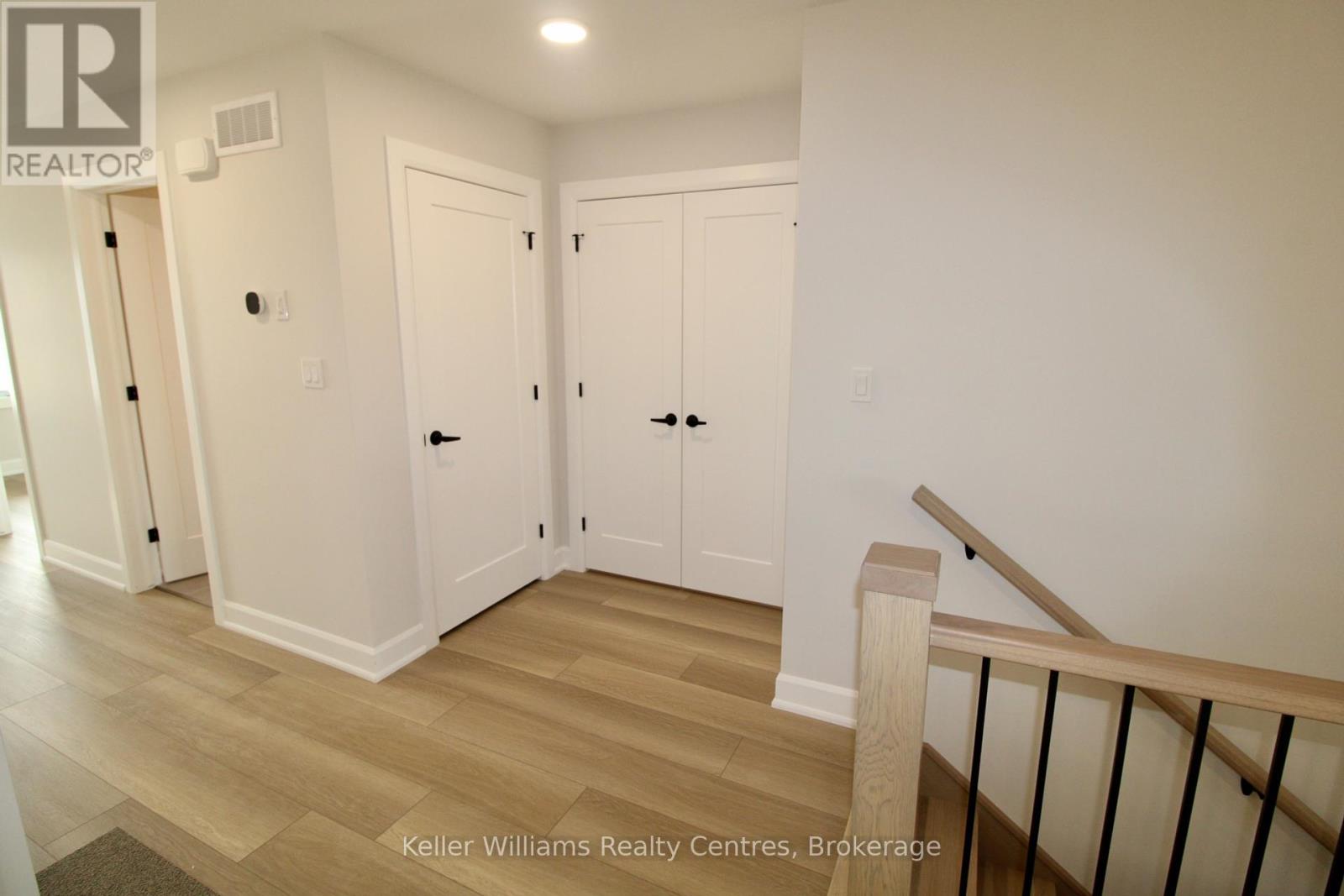 853 22nd Avenue A, Hanover, Ontario  N4N 0C5 - Photo 18 - X12127697