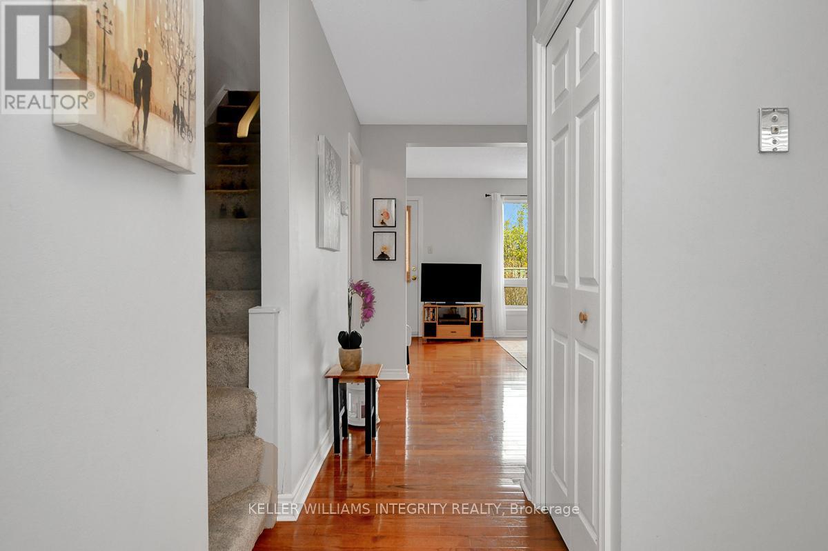 Property at 46 BERING COURT image 4