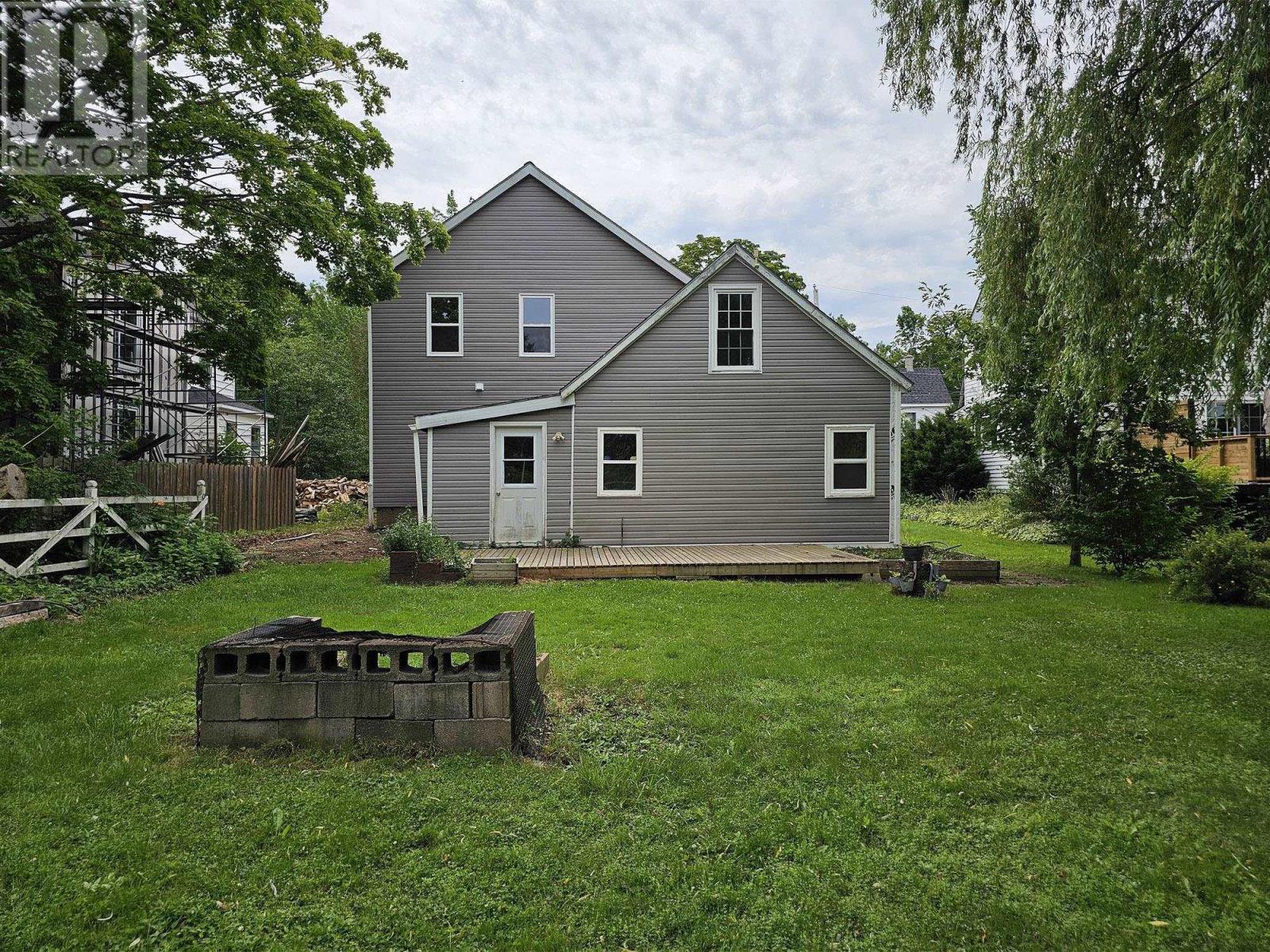 Property at 9 George Street image 2