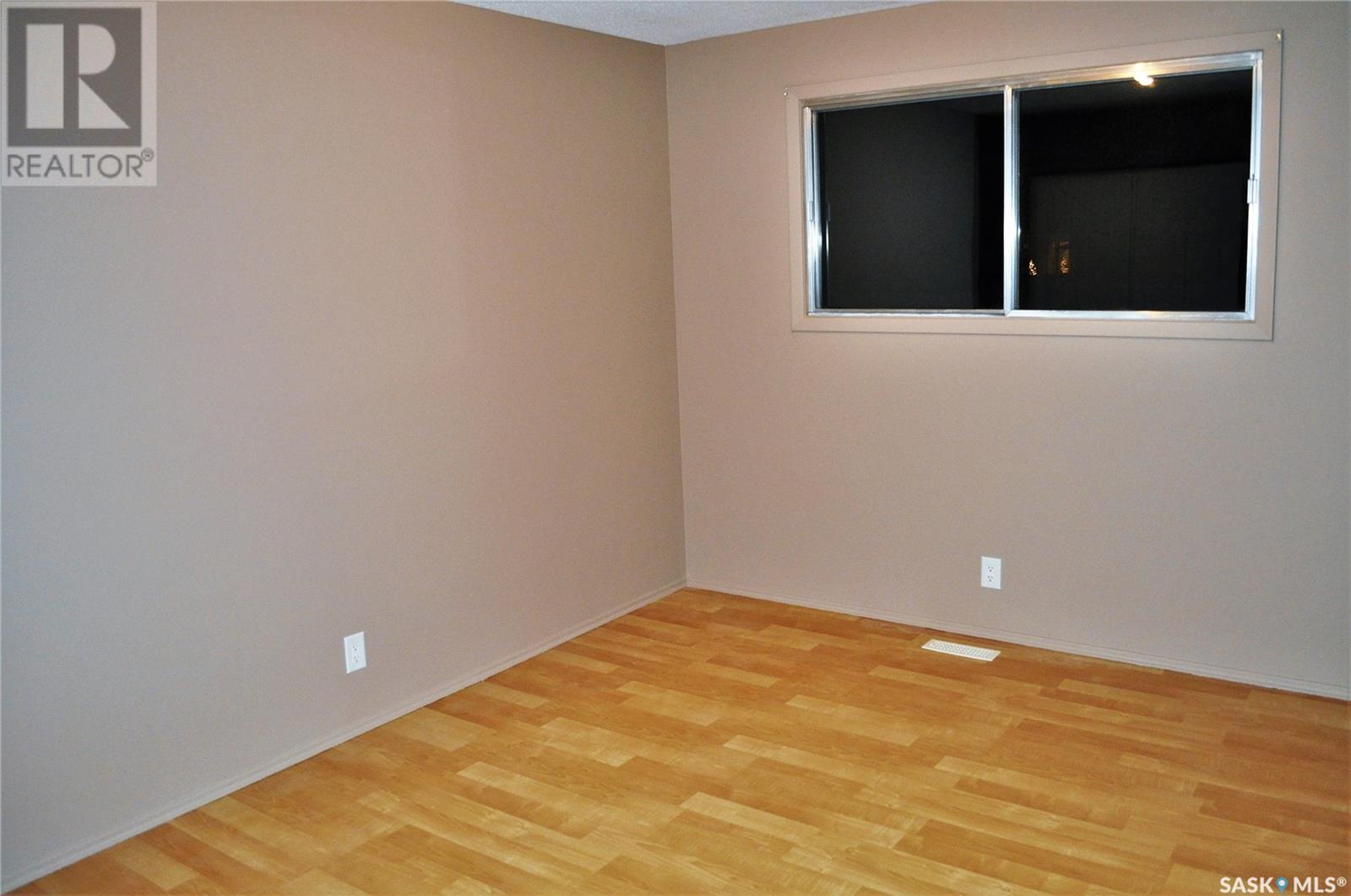 1227 - 1229 Bond Street, Regina, Saskatchewan  S4N 1W8 - Photo 8 - SK004814