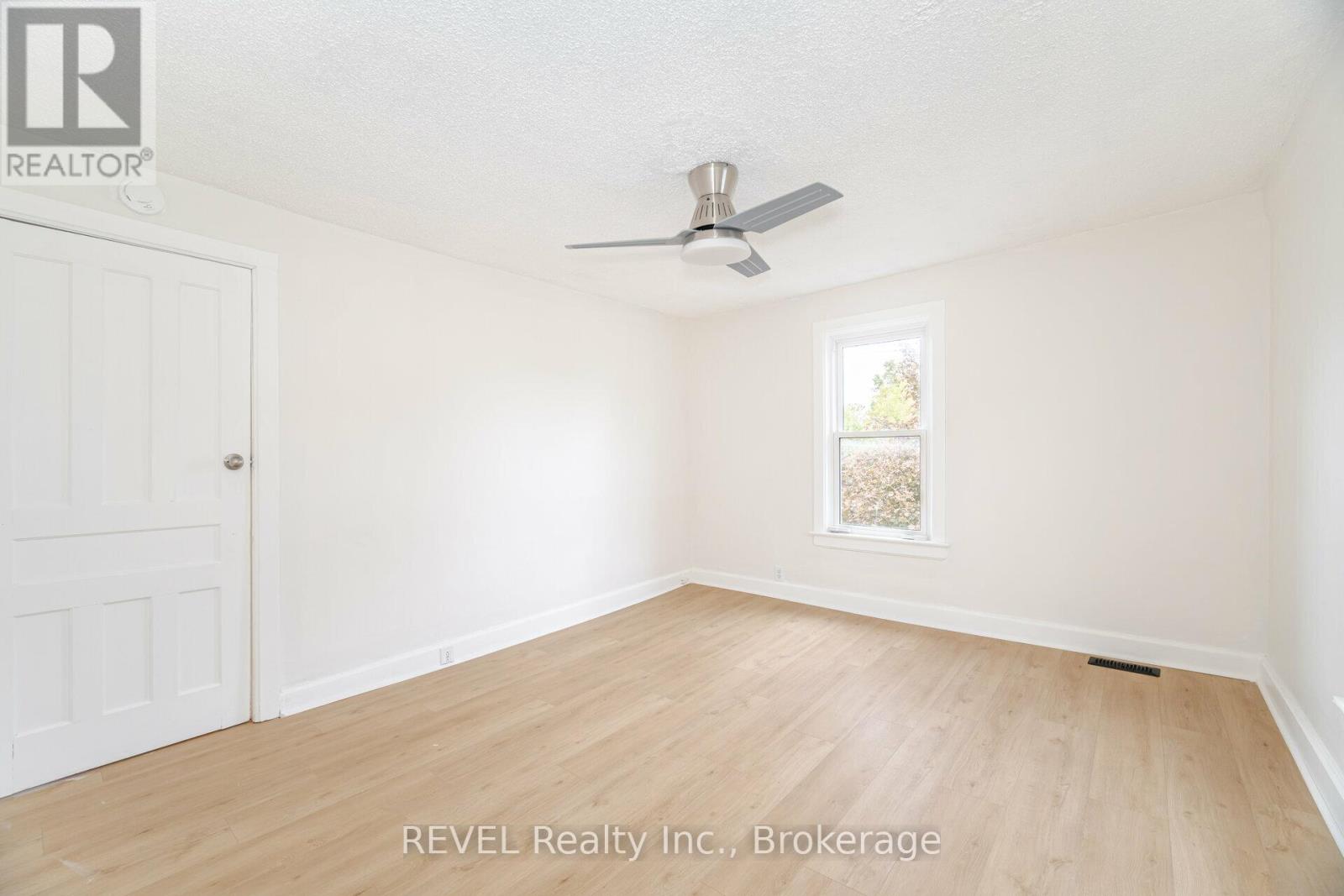 39 Phipps Street, Fort Erie (Central), Ontario  L2A 2V3 - Photo 29 - X12127721