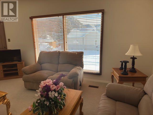 12933 17 Avenue, Blairmore, Alberta  T0K 0E0 - Photo 10 - A2201387