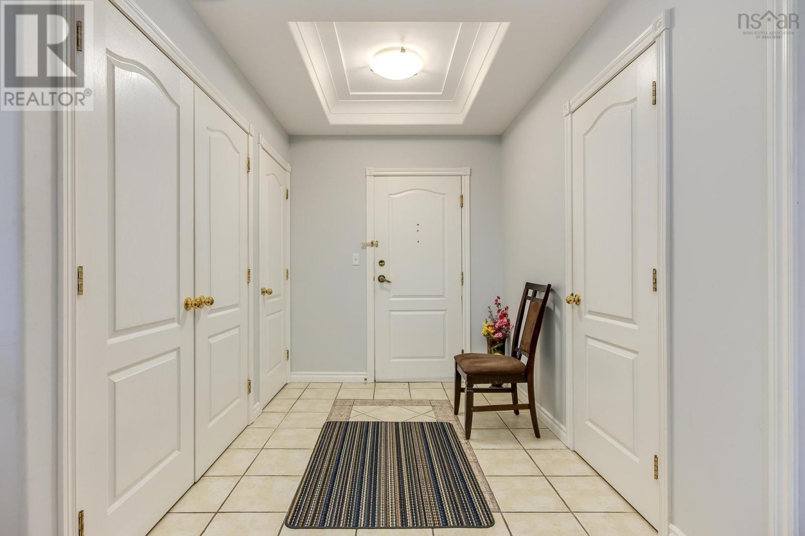 Property at 408 10 Regency Park Drive image 5
