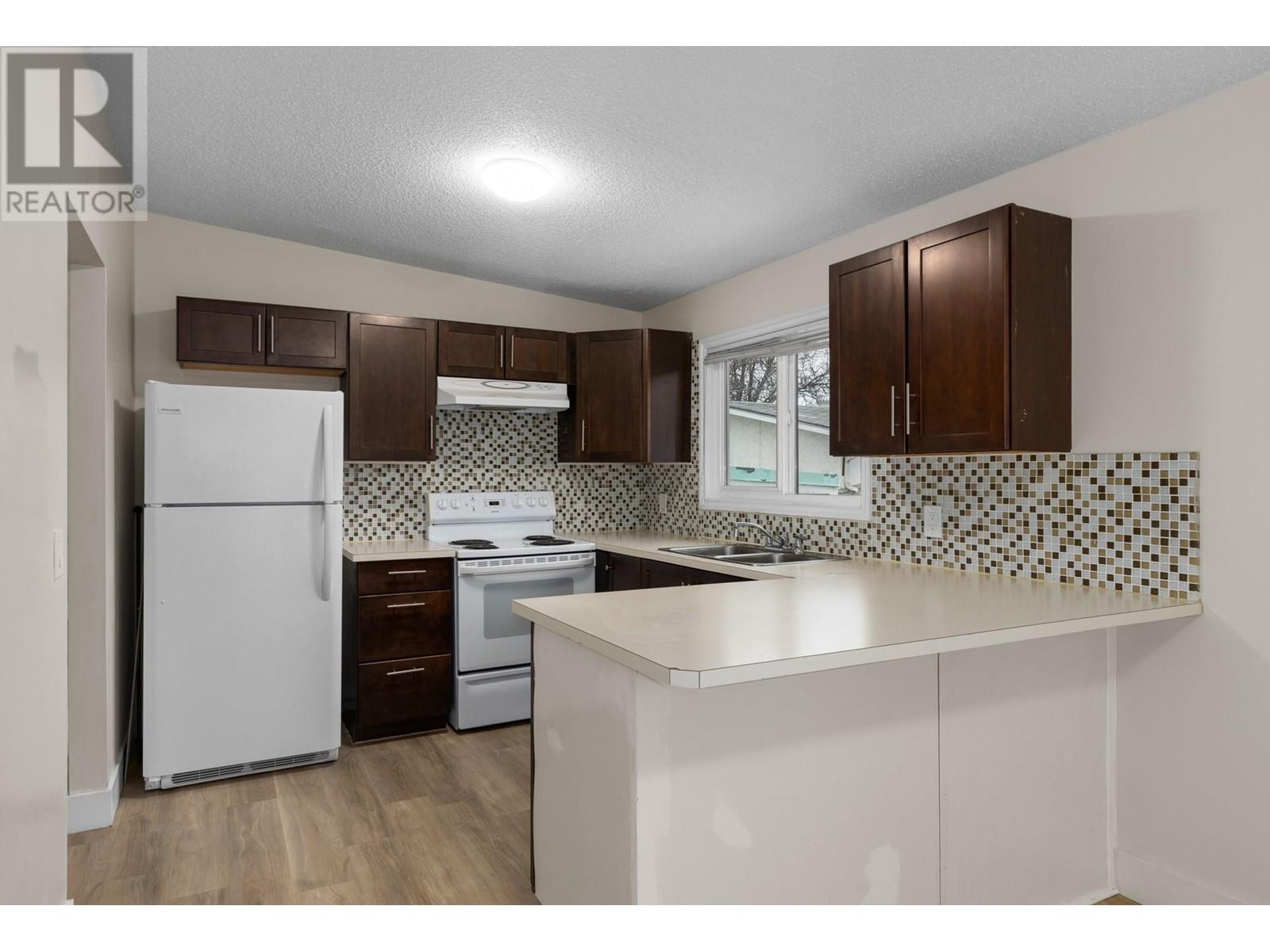 Property at 1357 Sylvania Crescent image 2
