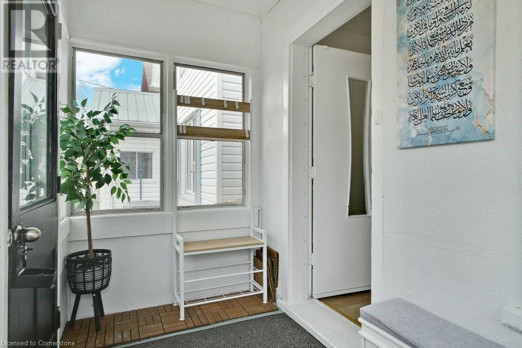 Property at 38 BERGEY Street image 4