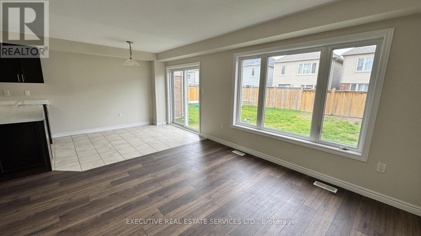 427 Linden Drive, Cambridge, Ontario  N3H 0C2 - Photo 6 - X12122427