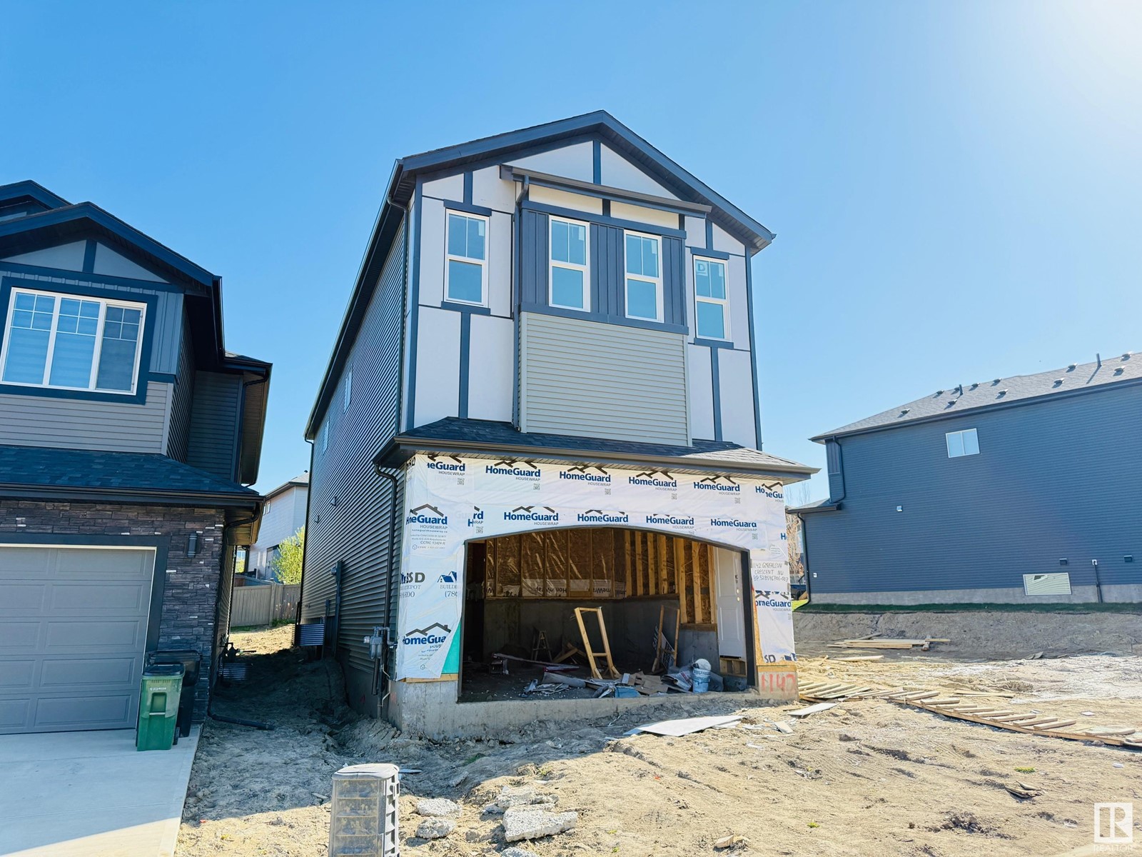 Property at 1142 GYRFALCON CR NW image 5