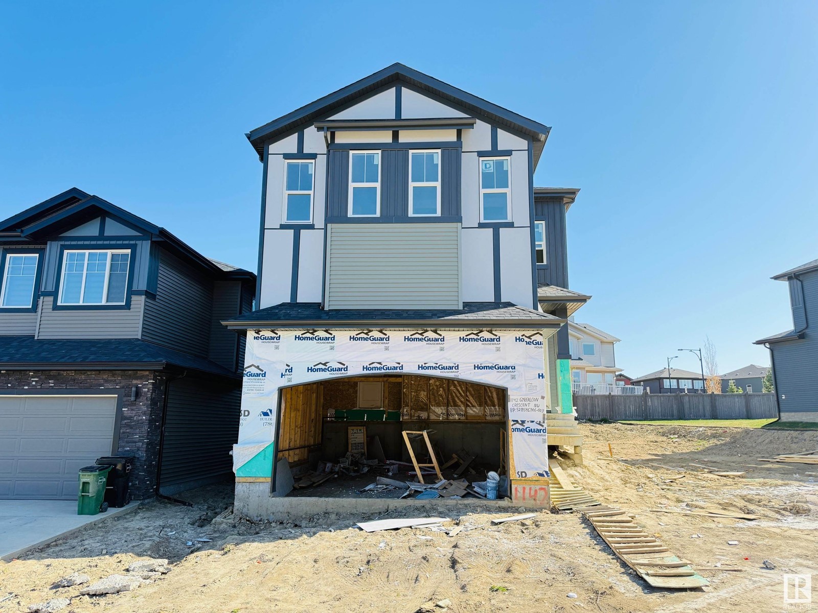 Property at 1142 GYRFALCON CR NW image 3