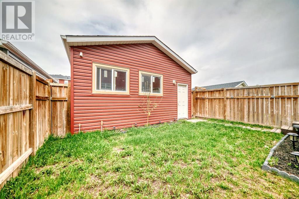 210 Redstone Drive Ne, Calgary, Alberta  T3N 0N3 - Photo 38 - A2217751
