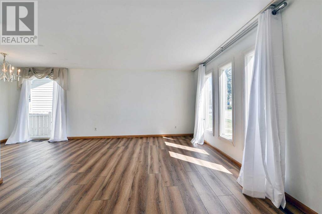 Property at 172 Gordon Drive SW image 5