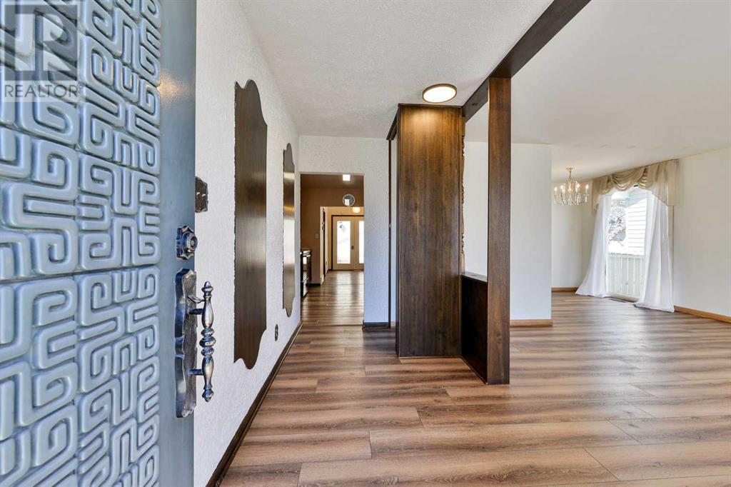 Property at 172 Gordon Drive SW image 2