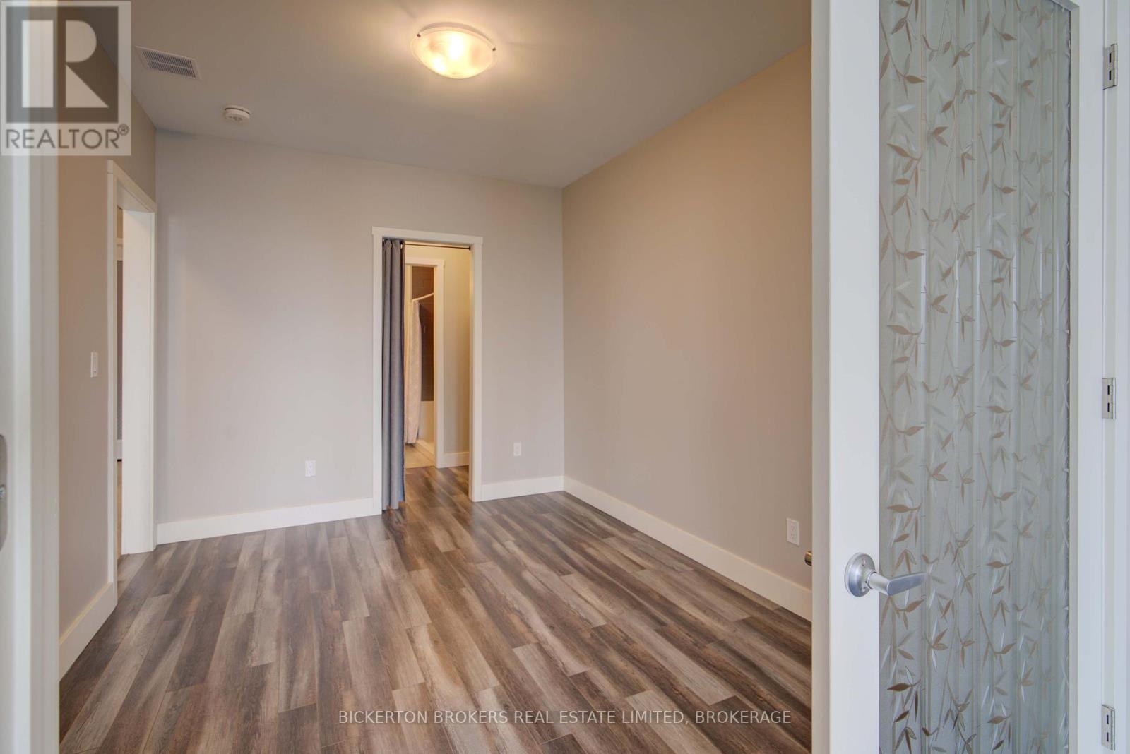 212 - 130 Water Street, Gananoque, Ontario  K7G 0A8 - Photo 15 - X12127828