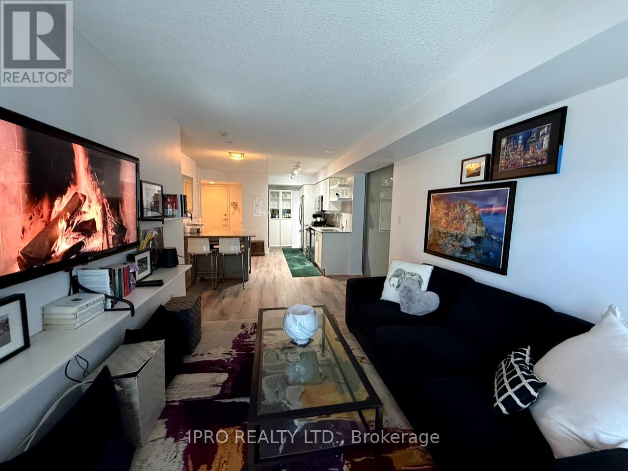 801 - 400 Adelaide Street E, Toronto, Ontario  M5A 4S3 - Photo 10 - C12127734