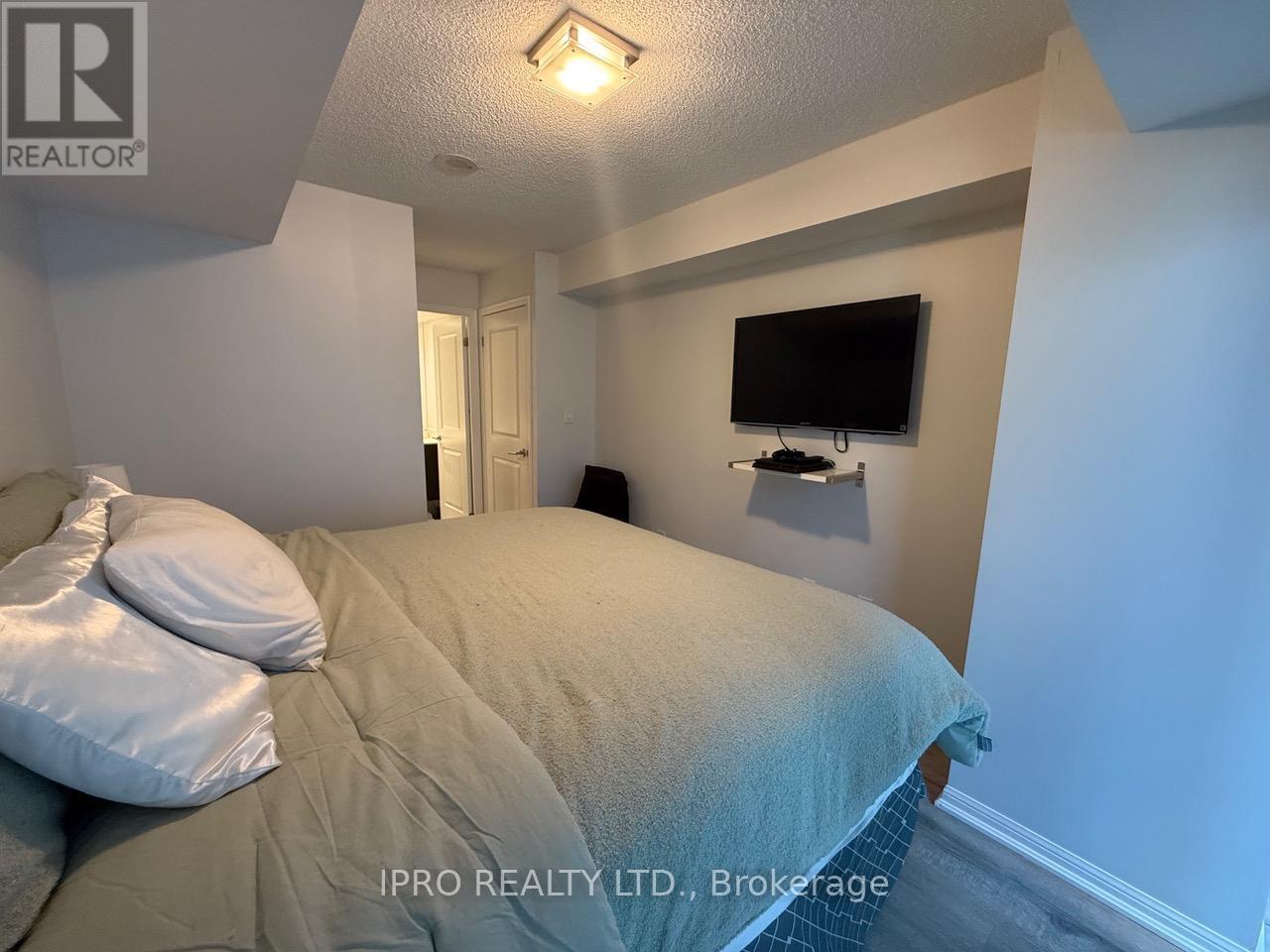 801 - 400 Adelaide Street E, Toronto, Ontario  M5A 4S3 - Photo 17 - C12127734