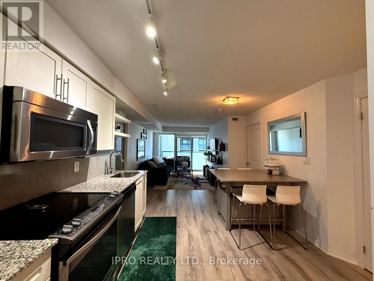 801 - 400 Adelaide Street E, Toronto, Ontario  M5A 4S3 - Photo 4 - C12127734